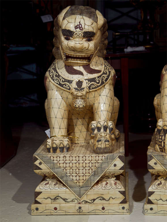 Pair of Palace Sized Bone Foo Dogs Sculptures In Good Condition In Manhasset, NY