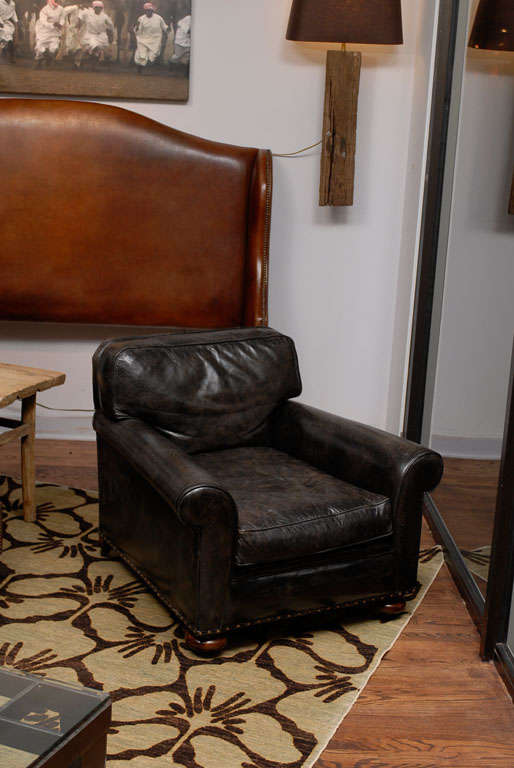 black leather chair For Sale 6