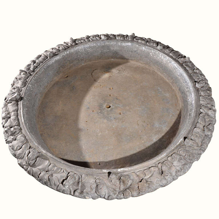Large Round Fountain Element