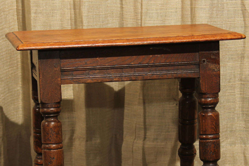 Early 20th Century Jacobean Style Walnut Pub Table For Sale 6