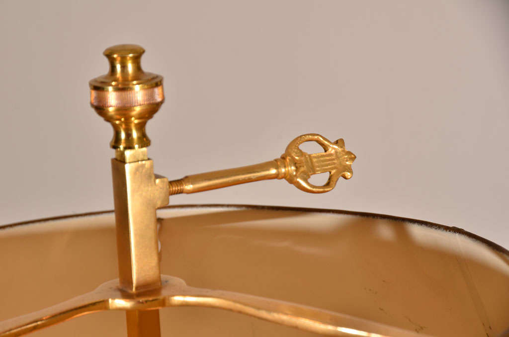 Vergoldete Bronze-Bouillotte-Lampe mit 2 Lichtern im Angebot 1