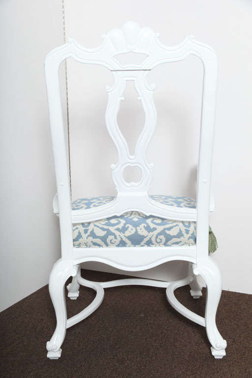 Wood Hollywood Glam White Lacquered Armchair For Sale