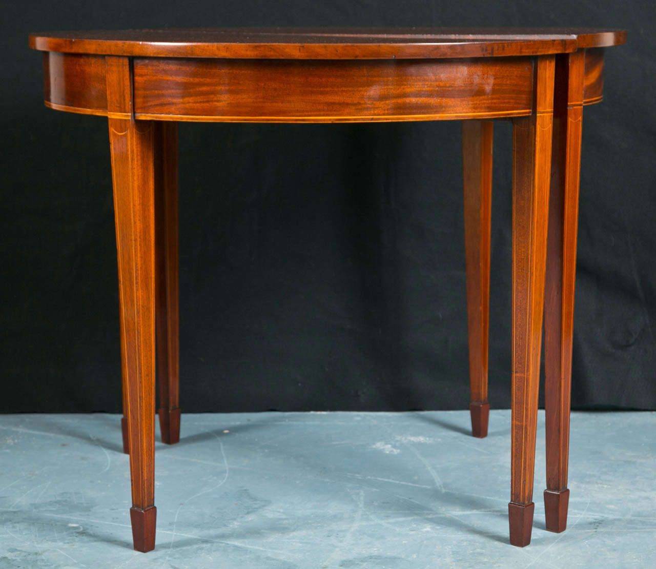 Paire de tables Demilune en acajou 3