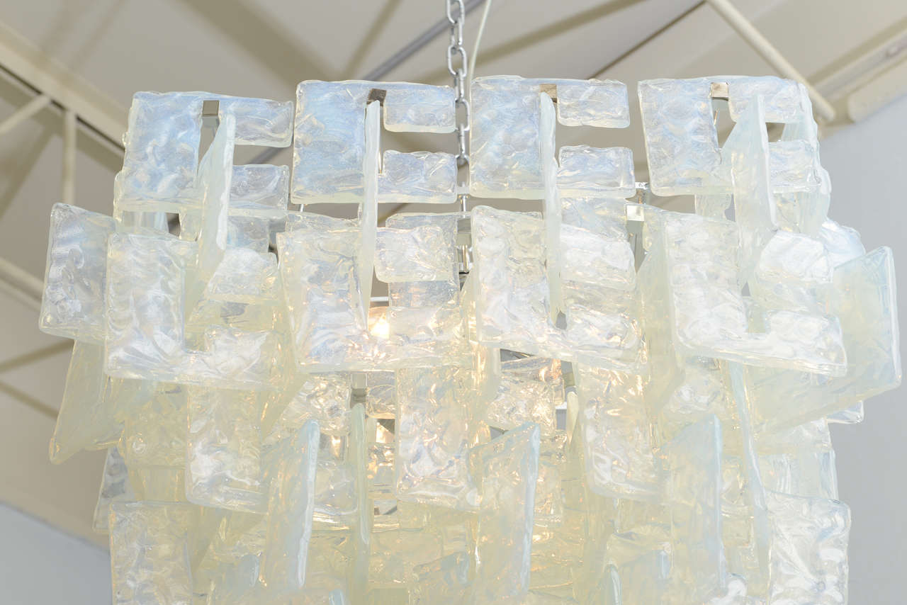Pair of Italian Modern Opalescent Glass Chandeliers, Mazzega In Excellent Condition For Sale In Hollywood, FL