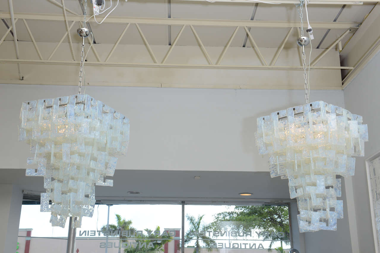 Pair of Italian Modern Opalescent Glass Chandeliers, Mazzega For Sale 3