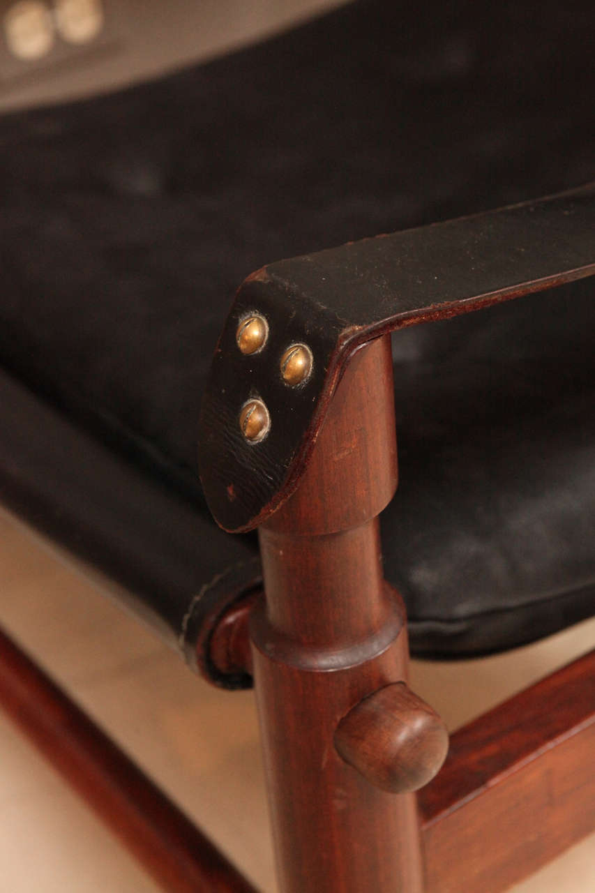 Pair of Black Leather and Rosewood Scandinavian Safari Chairs 3