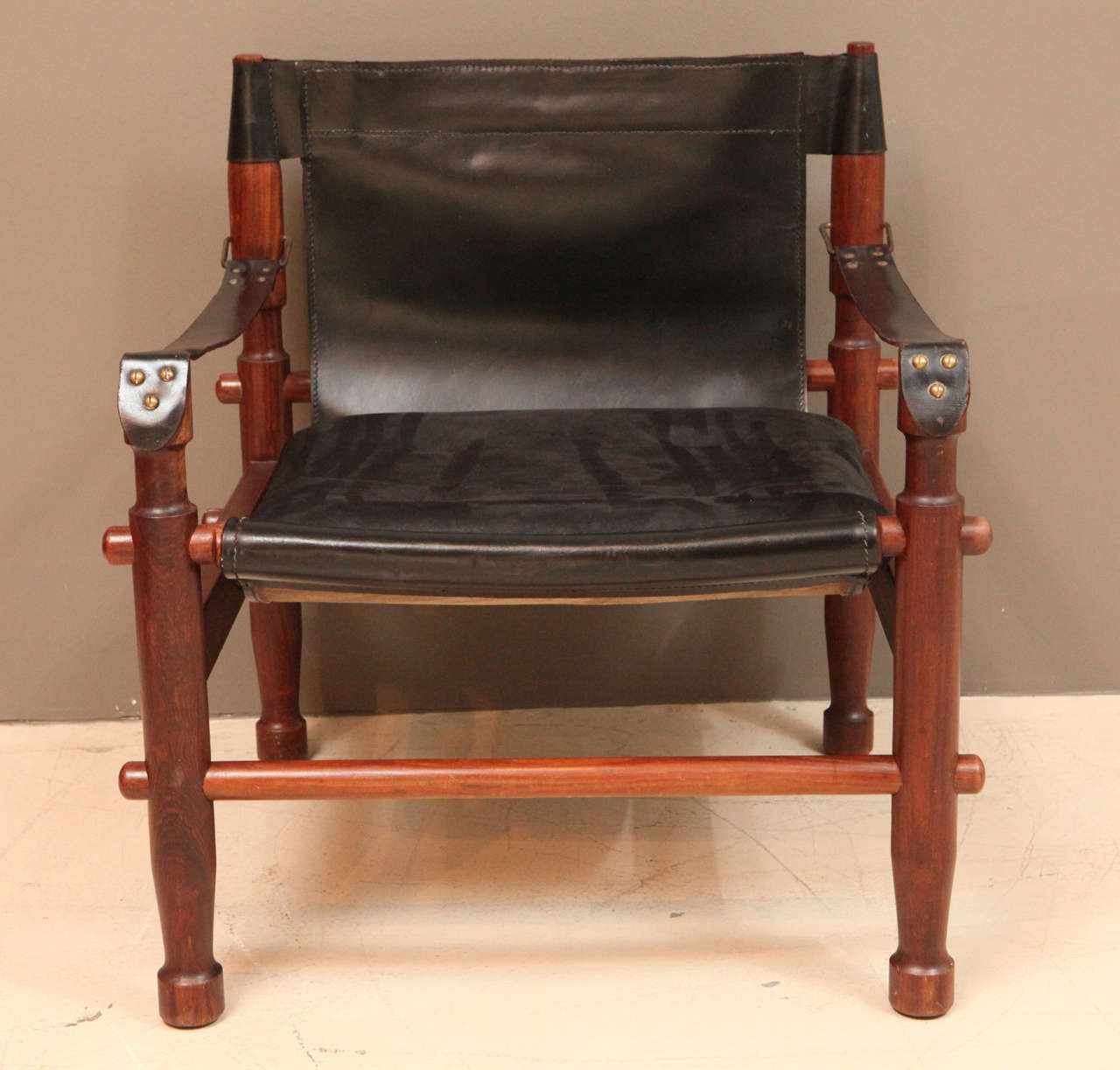 Pair of Black Leather and Rosewood Scandinavian Safari Chairs at 1stDibs
