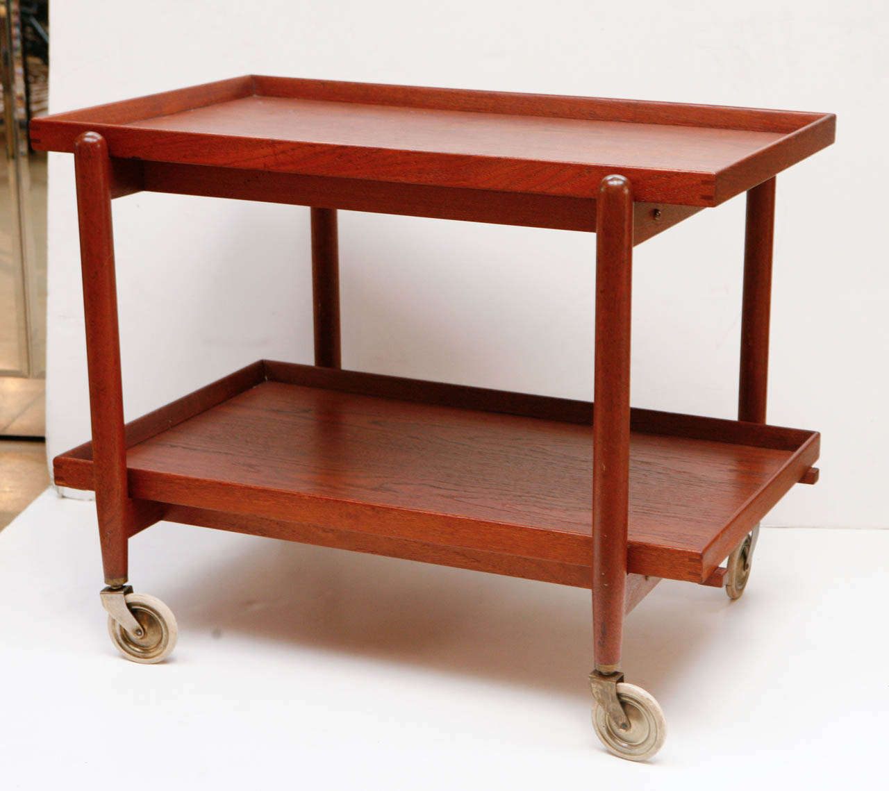 1970's Teak Bar Cart In Excellent Condition In South Pasadena, CA