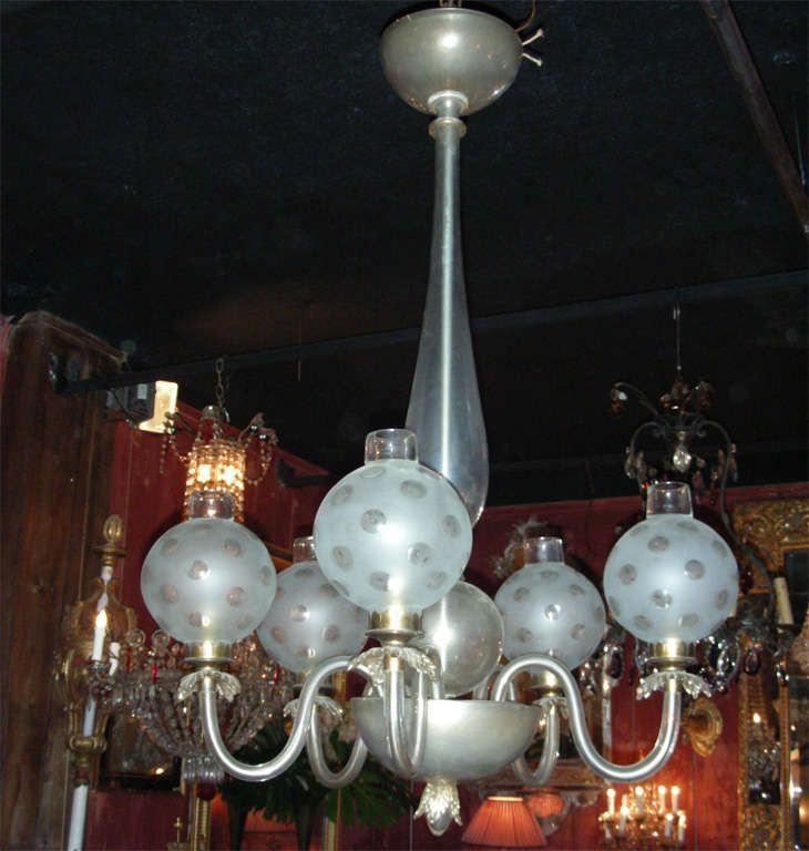 1940-1950 Italian Murano Glass Chandelier In Good Condition For Sale In Saint-Ouen, FR