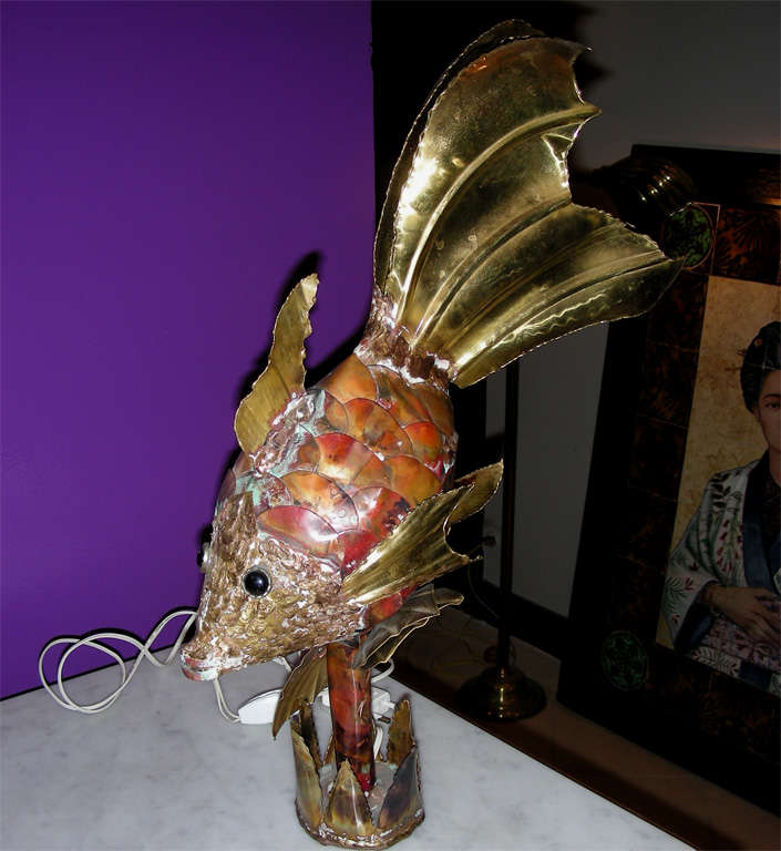 1970-1975 Fish-Shaped Lamp