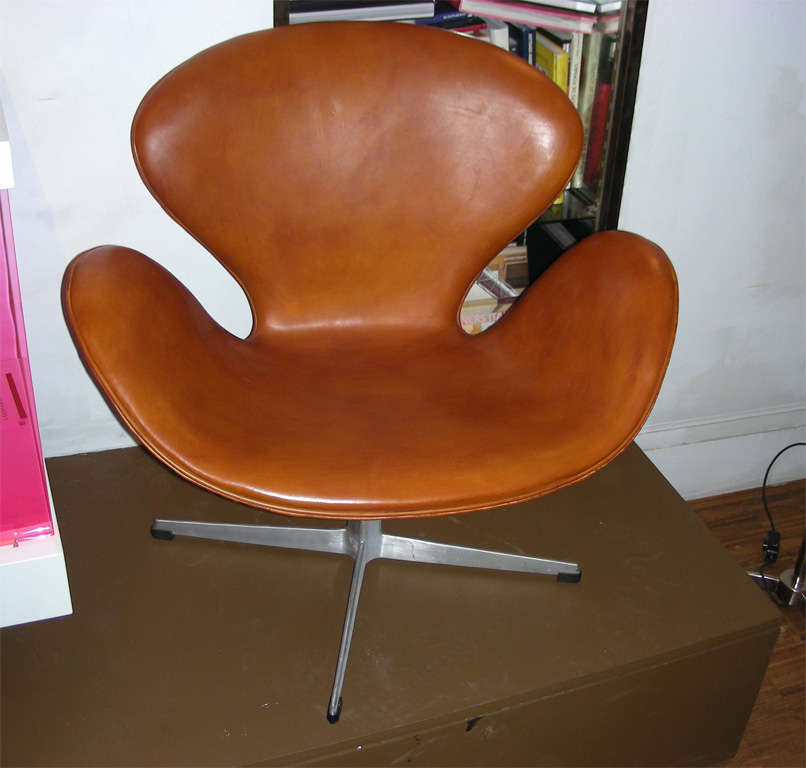1958 "Swan" Pivoting Armchair by Arne Jacobsen