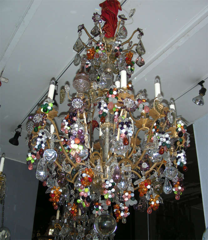French 1950-1960 Exceptional Chandelier by Maison Baguès For Sale