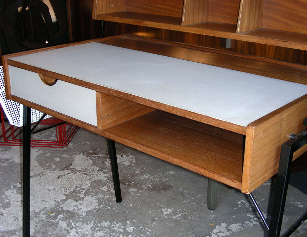 1950-1960 Desk by Cees Braakman Edited by Pastoe For Sale 1