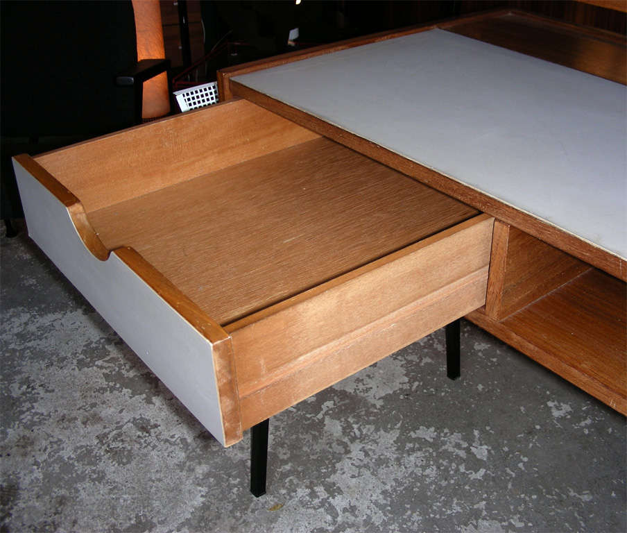 1950-1960 Desk by Cees Braakman Edited by Pastoe For Sale 2