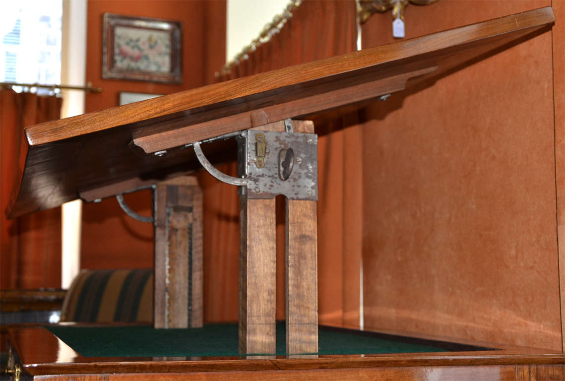 18th Century and Earlier Architect Table With Mechanism