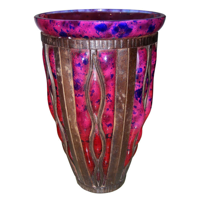 1915 Circa Vase by Louis Majorelle for Daum For Sale