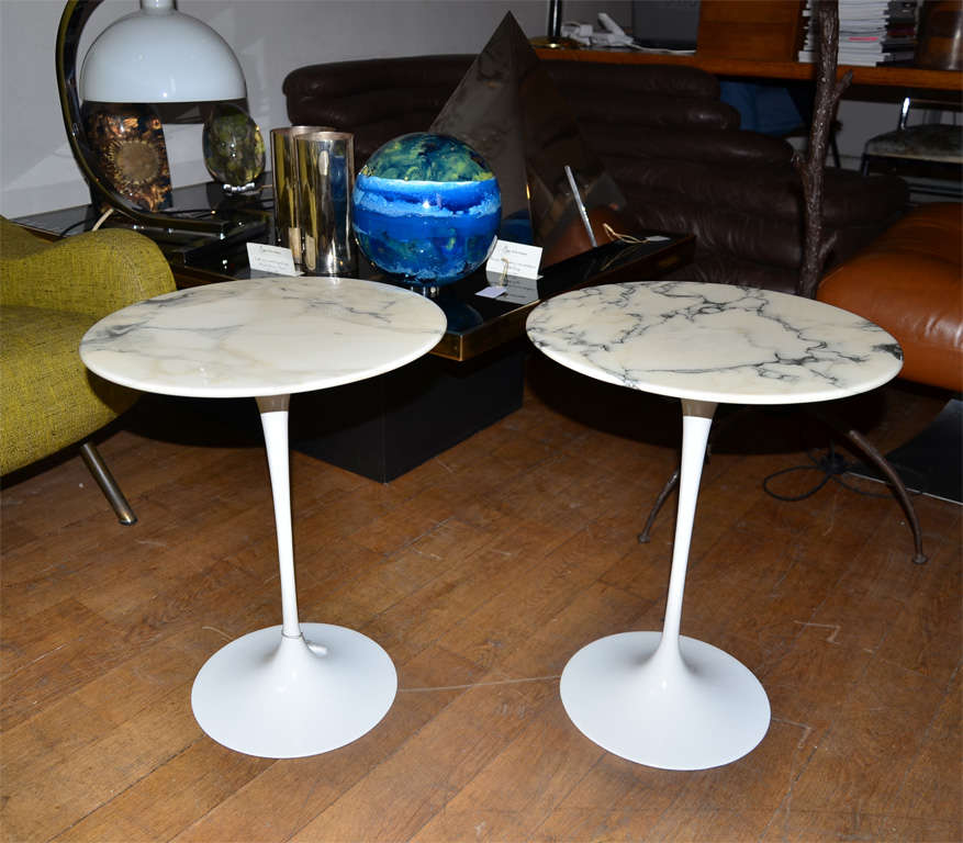 Two 1960-70 "Tulip" Gueridons by Eero Saarinen Edited for Knoll
