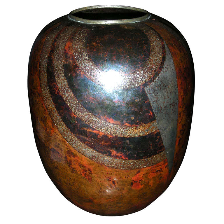 Laurent Llaurensou - Un rare vase Dinanderie des années 1930