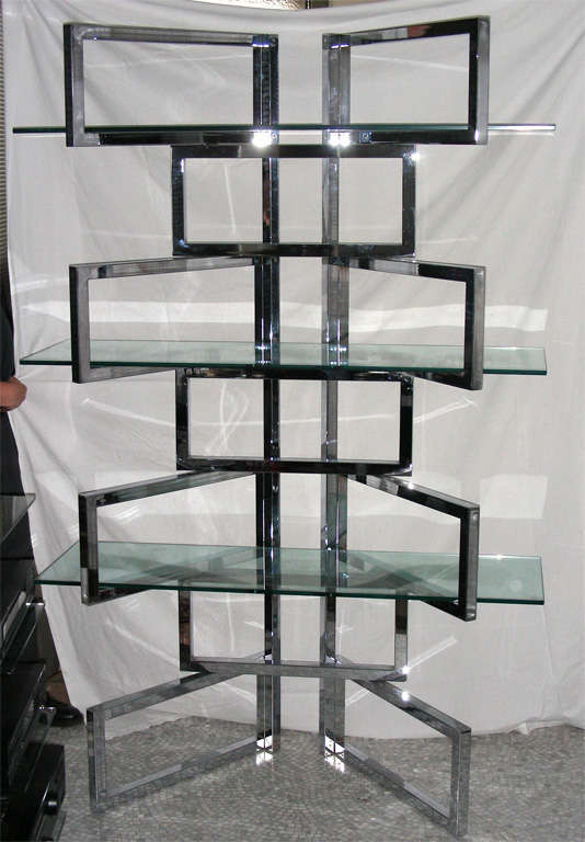 Impressive,sculptural Glass and chromed bookshelf or Bar element 
Totaly bendable.