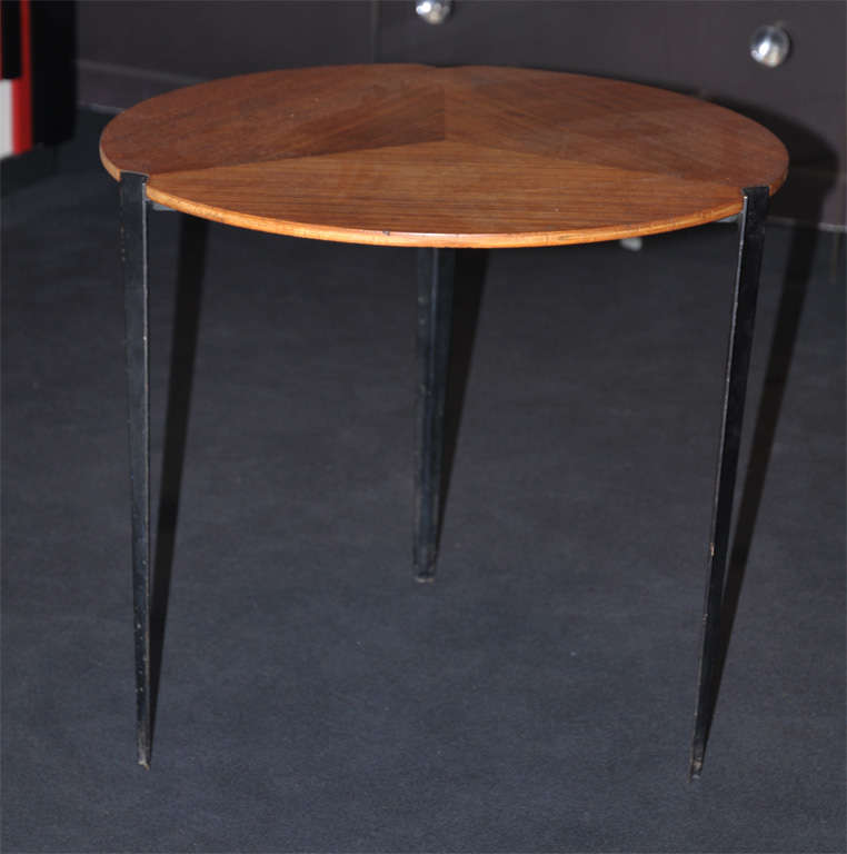Made by Tecno.
Small table by Osvaldo Borsani 1911 - 1985.