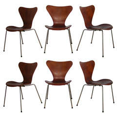 Set of 6 teack "Series 7" chair by Arne Jacobsen