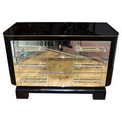 Commode art déco all mirror. Commode art déco all mirror.