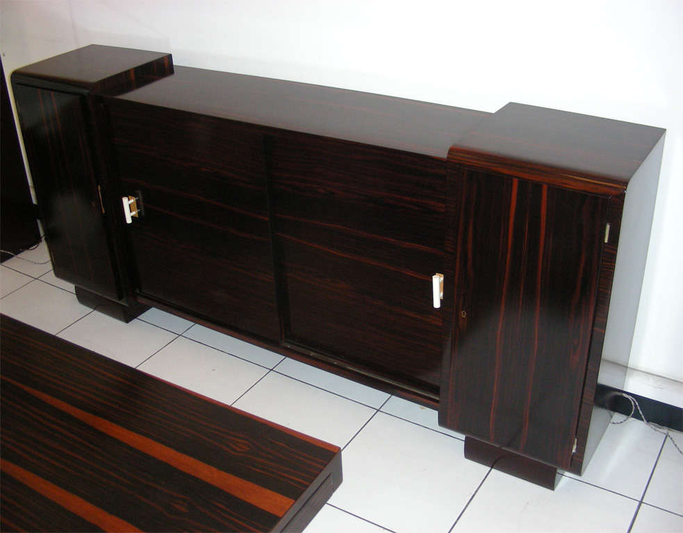 Cabinet in macassar circa 1930