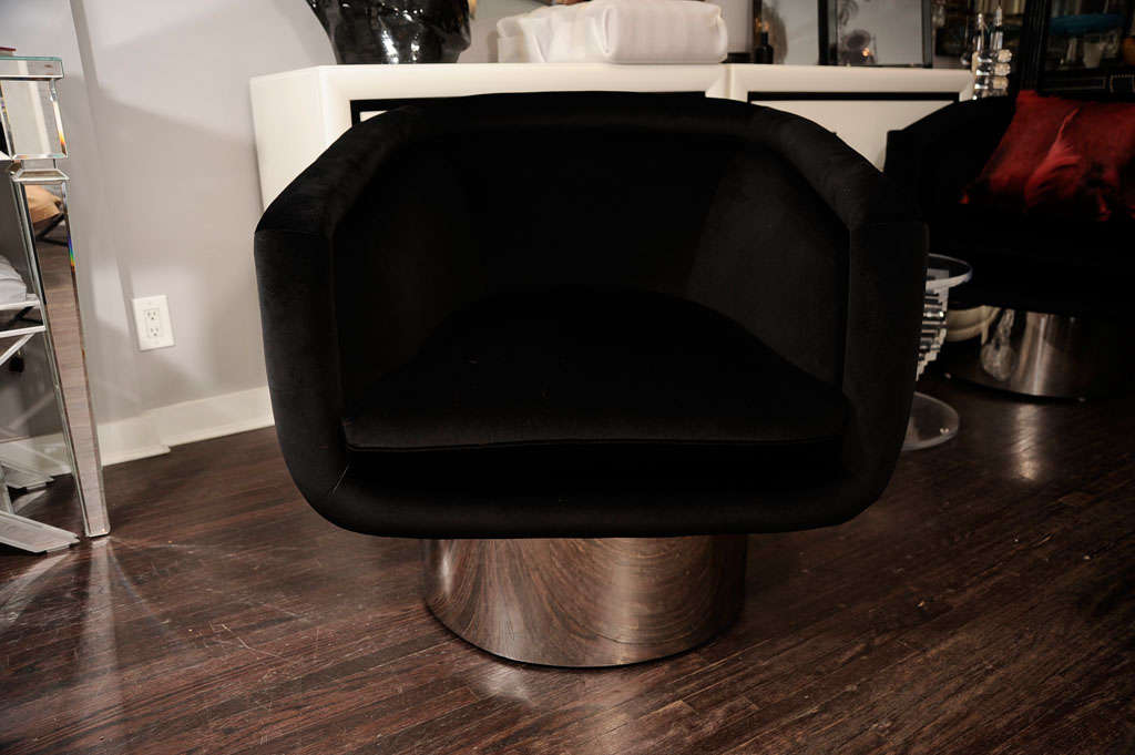 Pair of Leon Rosen Swivel Tub Chairs in Black Cotton Velvet