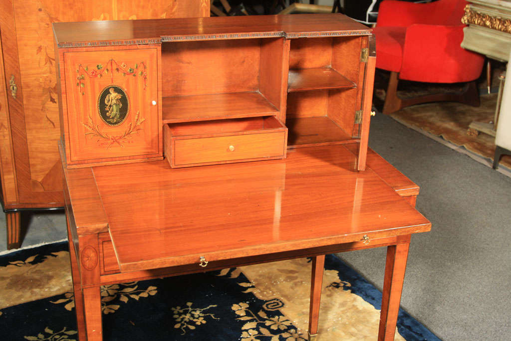 Wood Adam Style Desk & Chair Set