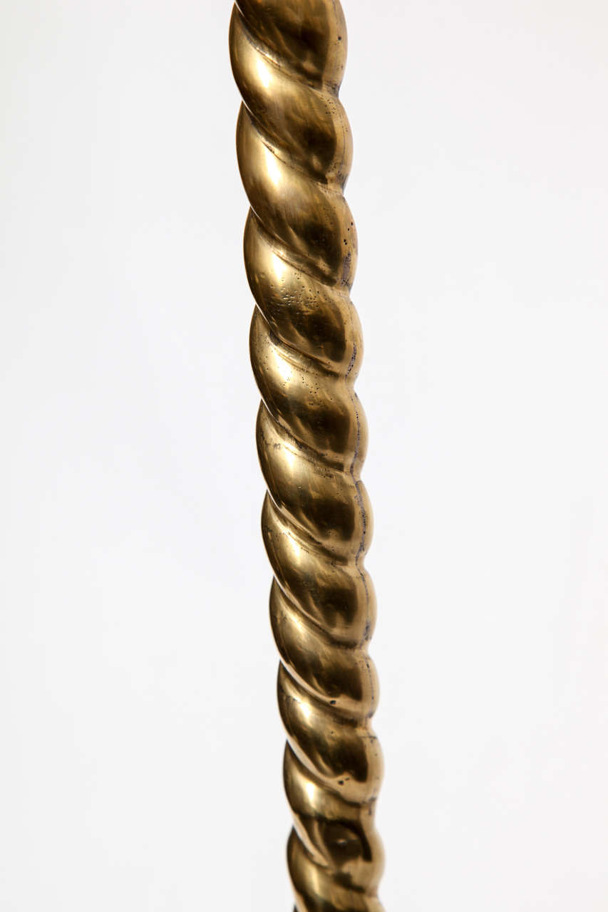 Floor Lamp Art Moderne stylized frog brass 1940's
New sockets and rewired
Shade not included