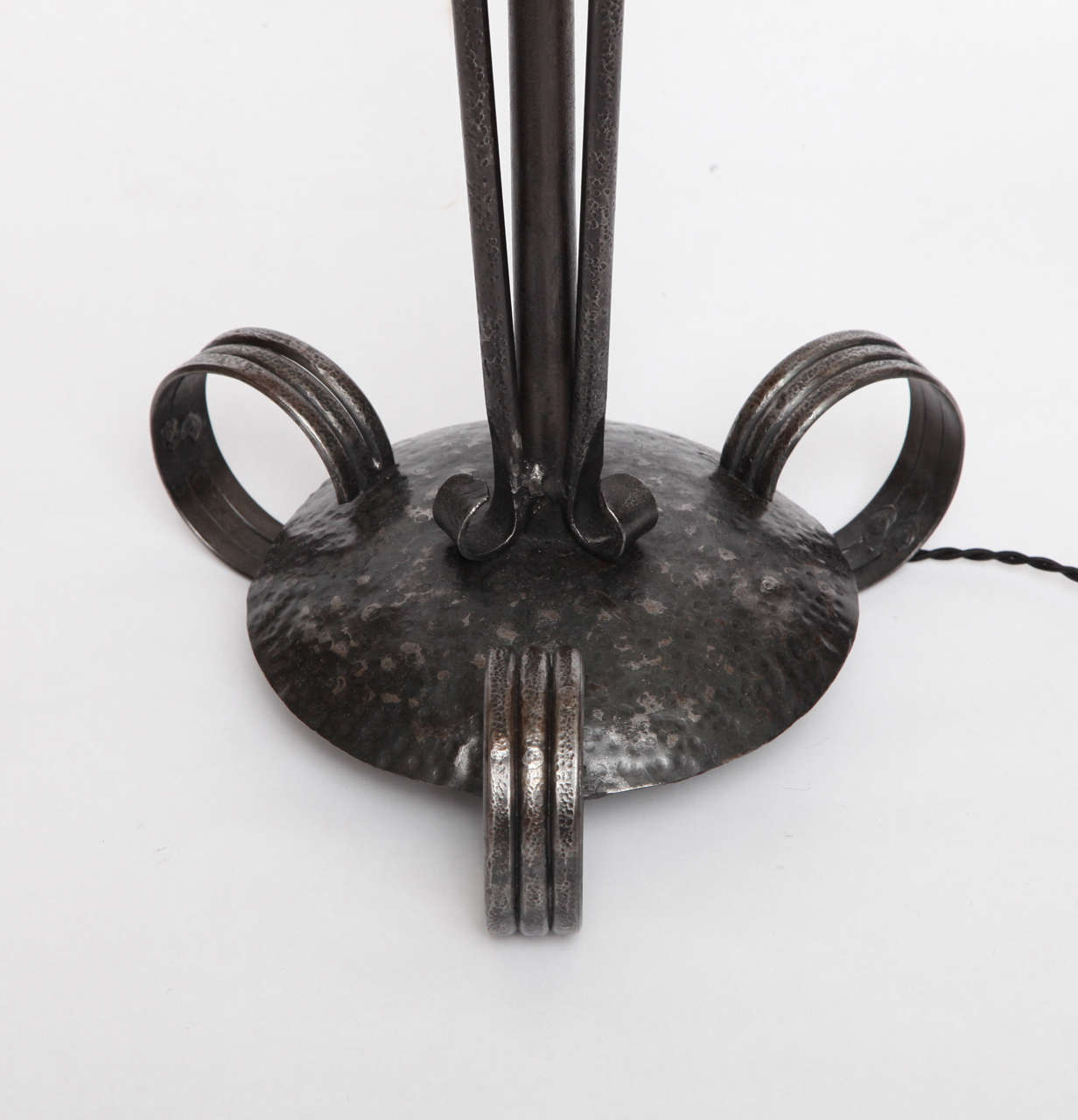 Floor Lamp Art Deco Wrought Iron, England, 1920s For Sale 4