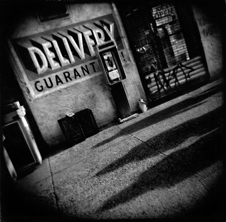 Black and White Photograph Thomas Michael Alleman - "Greenwich Village, New York, décembre 2004", New York, 2004