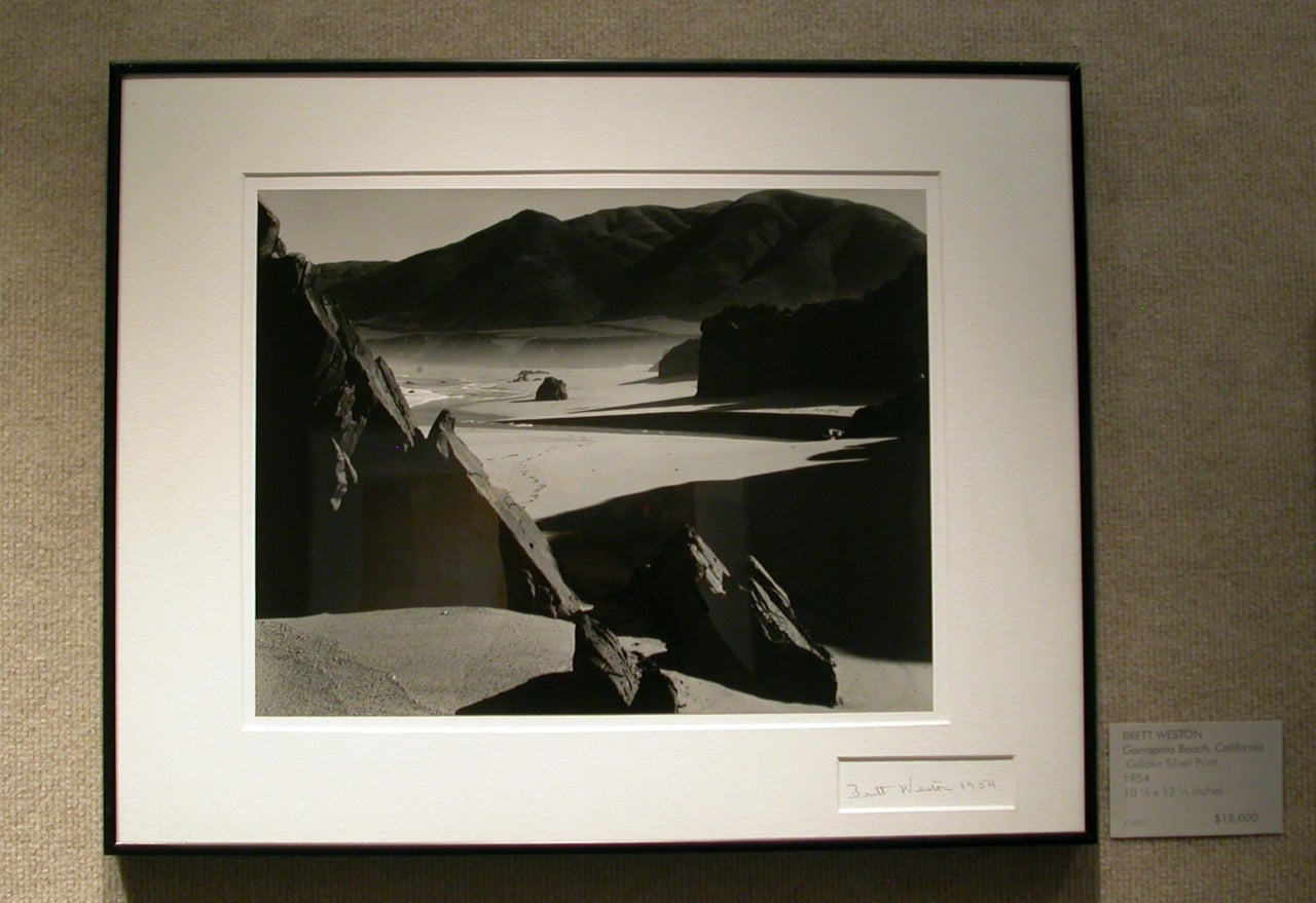 Spiaggia di Garrapata, 1954 - Photograph di Brett Weston