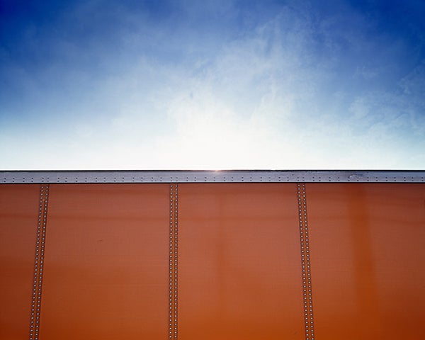 Color Photograph di Sparky Campanella - Via dell'Acquedotto