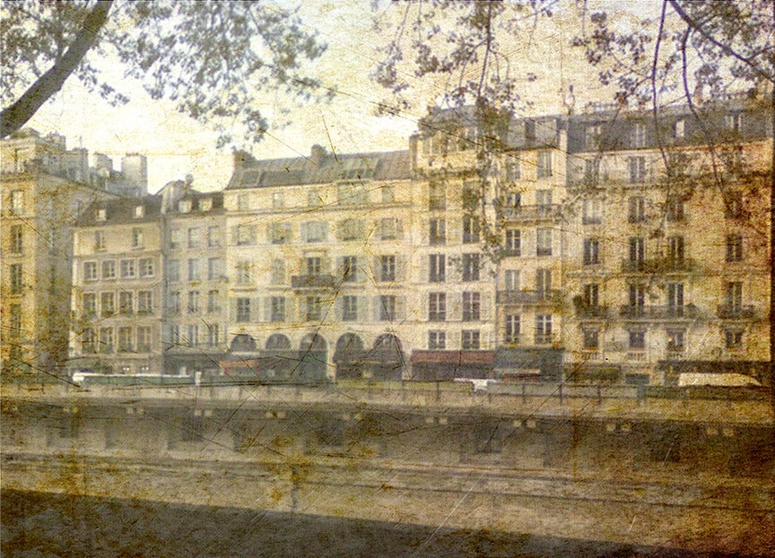 Dale Johnson Color Photograph - Les Vitrines Parisiennes