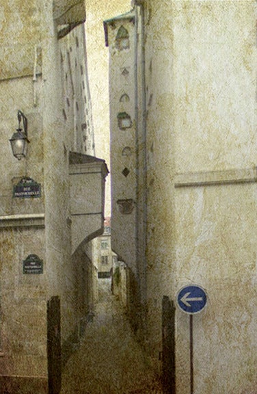 Dale Johnson Color Photograph - Passage Etroit, Paris