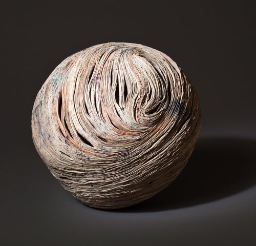 Hannah Alex-Glasser Still-Life Sculpture - Rose Moon