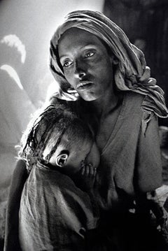 Vintage Ethiopia [mother and child]