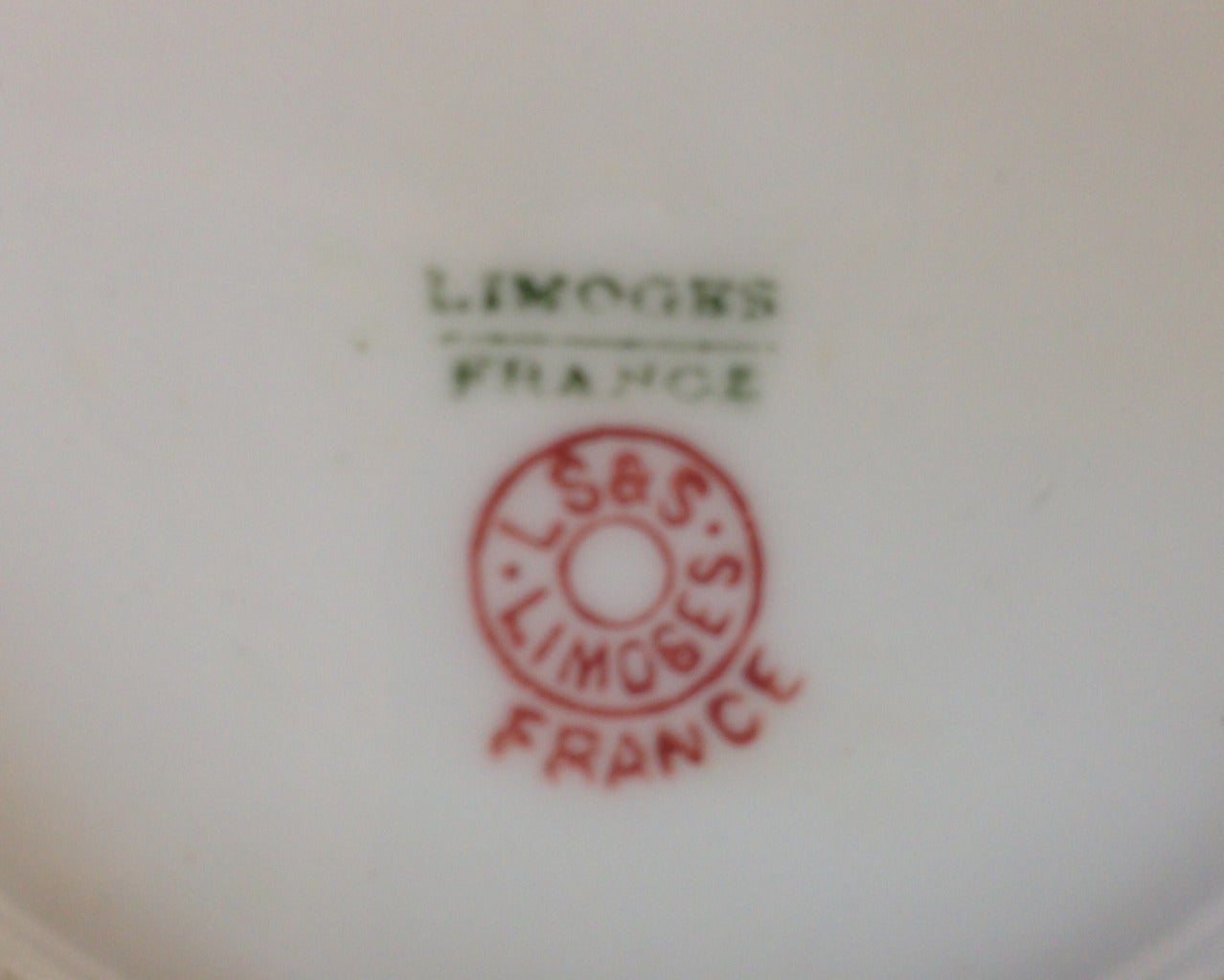Circa 1890
Signed lower right
Lewis Straus and Sons importers
Stamped Limoges, France