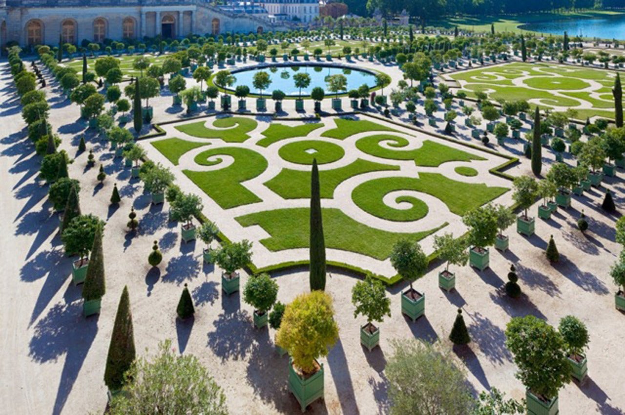 Reinhard Görner Landscape Photograph – Orangerie, Parc de Versailles, Frankreich