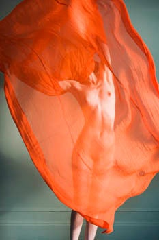 Sophie Delaporte Color Photograph - Women orange scarf nude