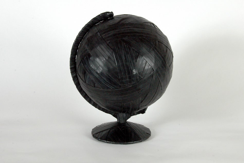 Bound 1 (Globe) - Sculpture by Gregor Trurk
