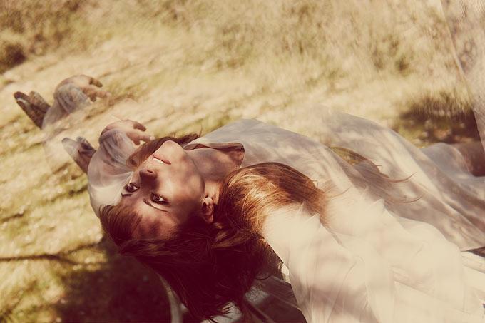 Linda 3 - Photograph di Guy Aroch