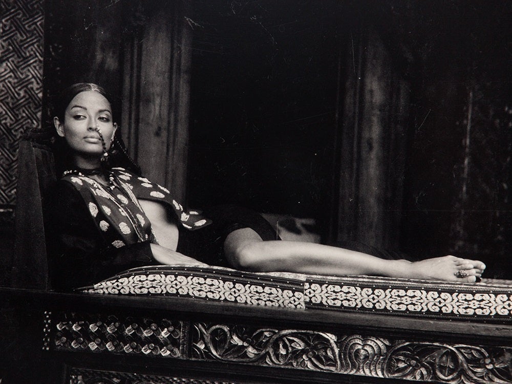 Bruno Bisang Black and White Photograph – Bali, Leticia H. Bali