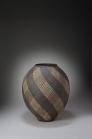 Flower vessel with geometric pattern in inlay and charcoal finish 10