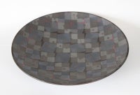 Plate with geometric pattern