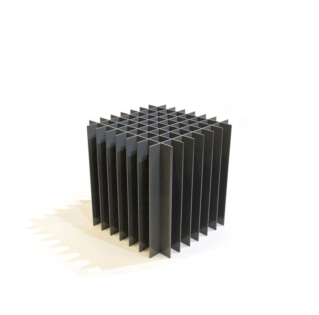 Side table

8 unique colors: yellow green, traffic red, light grey, beige brown, pure white, purple violet, light blue, traffic grey