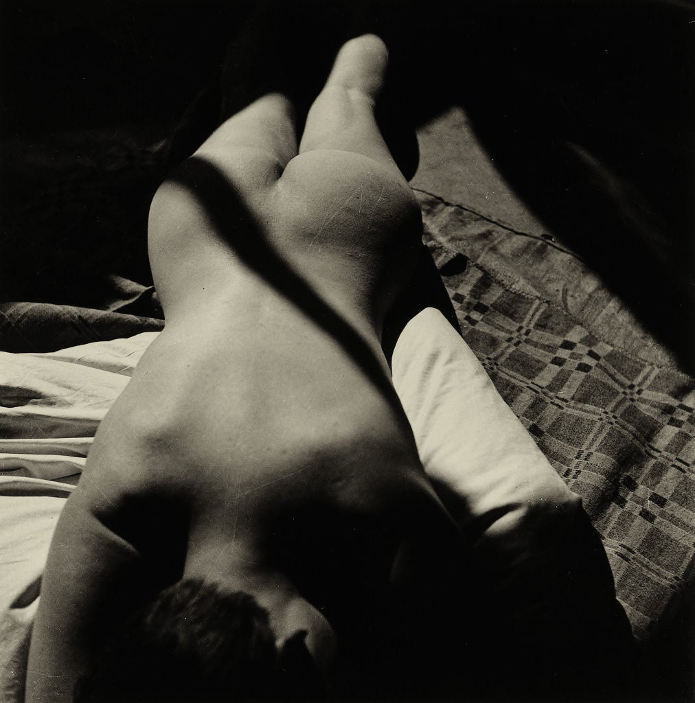 Gyula Pap Black and White Photograph - Nude