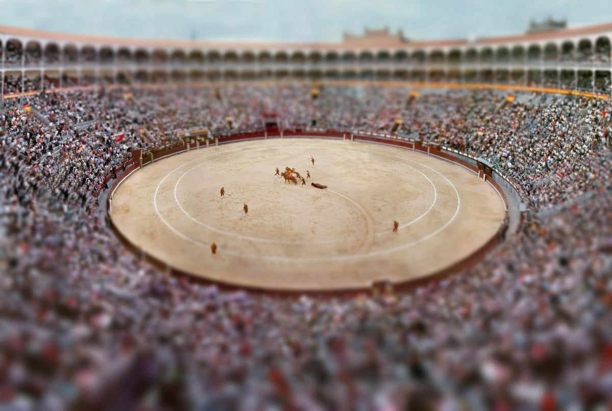 Esteban Pastorino Diaz Figurative Photograph – Las Ventas #5