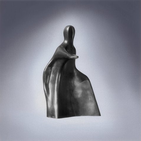 Victor Salmones Figurative Sculpture - La Fuerza